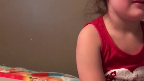This kid has a perfect response to moms hints when playing headbands