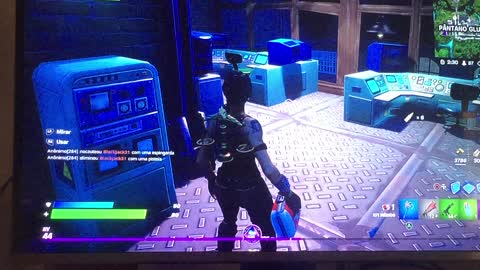 trying fortnite 1