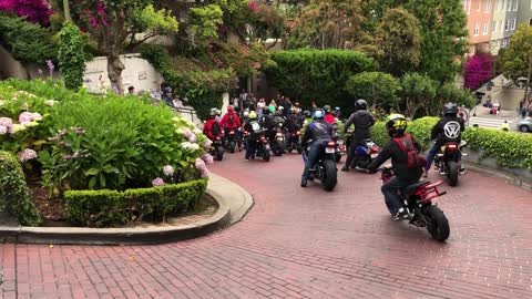 A Minute on Lombard Street