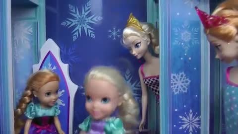 SLIME Funny Joke in ELSA's Ice Palace ! Anna & Elsa toddlers - Prank - Fun