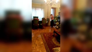 93yo Woman Dances Every Day During Lockdown