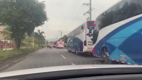 Protesta de conductores de buses intermunicipales, se espera que el tráfico quede paralizado