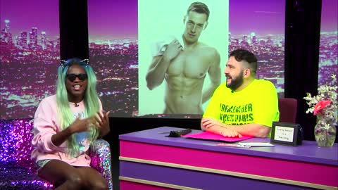 Miles Jai: Look at Huh SUPERSIZED Pt 1 On Hey Qween With Jonny McGovern