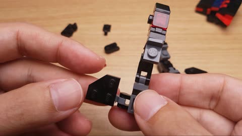 mini LEGO transformer mech MOC tutorial & stop motion animation