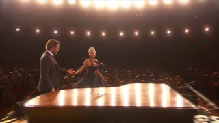 Así fue la interpretación de Lady Gaga y Bradley Cooper en los Óscar