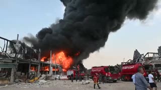 El puerto de Beirut se incendia un mes después de la explosión