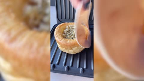 UK woman creates Christmas dinner hack by GRILLING yorkshire puddings