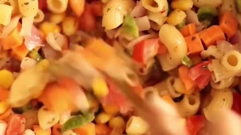 "Taste of Italy: Transform Your Meal with a Heavenly Pasta Salad"