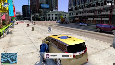 "Grand Theft Auto V: Franklin's Epic Heist – Stealing Exquisite Golden Supercars