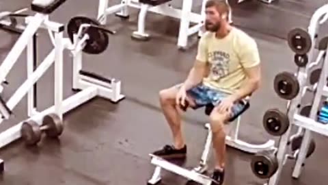 Man drops gym weight on cell phone, watch to the end!