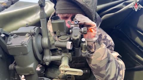 Russia Shows Off Its Mortar In Action Targeting Ukrainian Forces