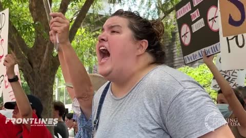 😳 Unhinged People scream "murderers" outside the NRA convention.