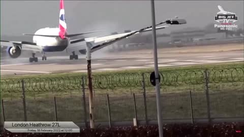 Winds buffet planes landing at London Heathrow