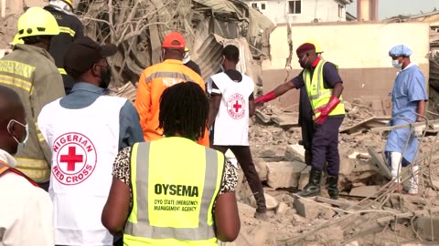 Nigeria blast kills two, as buildings collapse