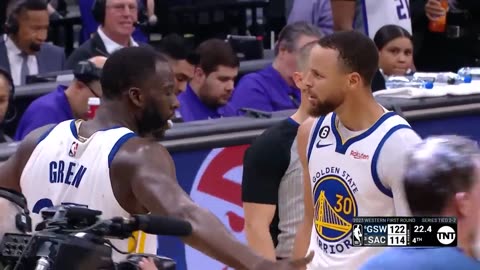 Stephen Curry hyped after dagger and-1 vs Kings to win Game 5
