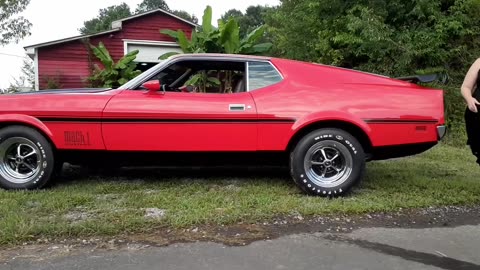 1972 Mach1 mustang Classic muscle car sounds, idle engine sound effects