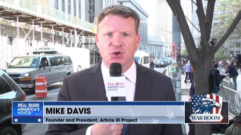 Mike Davis Reporting Live On The Trump Case In Lower Manhattan