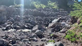 Oregon - Mount Hood - Arriving at River Rock Basin