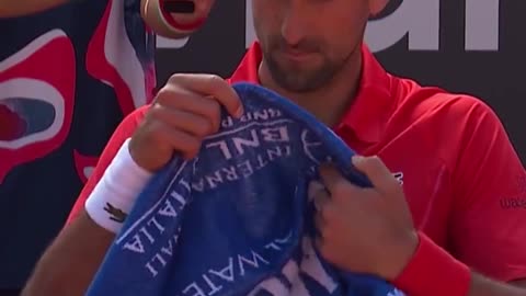 Tabilo takes the opening set 6-2 vs world number 1 Novak Djokovic in Rome