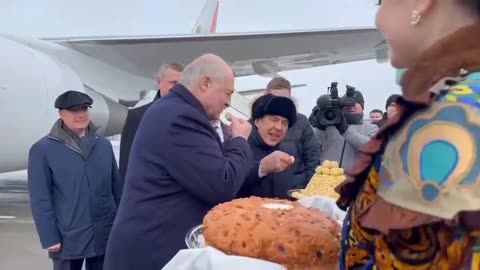 President Lukashenko of Belarus generously welcomed in Kazan