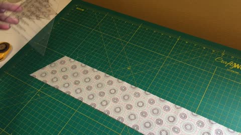 HOW TO MAKE CENTER TRIANGLES WITH A V BLOCK RULER - Ty The Hunter
