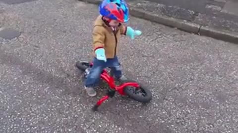 Kid has a shocking bicycle accident