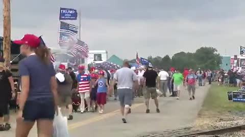 LIVE: Thousands are gathering for Trump rally in Sarasota, FL
