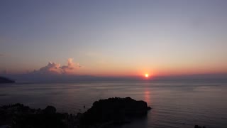 Time Lapse - Amazing Sunrise Over the Sea