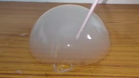 Make smoke bubbles simply..