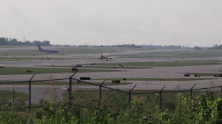 Boeing 737-800 Operating as Southern Air Flt 524 Departing St. Louis Lambert Intl