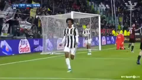 Con este golazo, el colombiano Juan Cuadrado volvió a las canchas