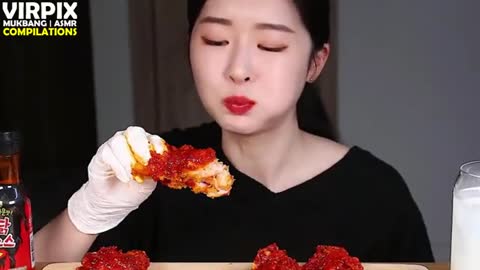 Beginners Vs Pros _ Korean Spiciest Fried Chicken _ Vampire Chicken