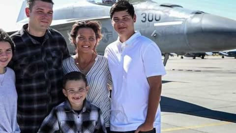 Navy chief who died aboard Theodore Roosevelt leaves behind wife and three children