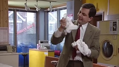 Mr Bean's Black Friday Accident! | Mr Bean Funny Clips | Mr Bean Official
