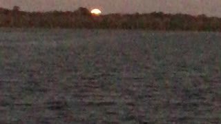 Super-Moonrise on Lake Griffin