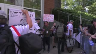 Miles de personas protestan en Houston contra convención del "lobby" de armas