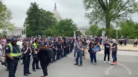 Washington DC: Capitol Police are separating opposing groups outside the Supreme Court.
