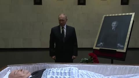Russian President Vladimir Putin has bid farewell to late President Mikhail Gorbachev ,laid flowers