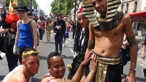 Paris Gay Pride LGBTQIA+ 2013. 5