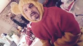 Angry Pooh singing a song... drunk!