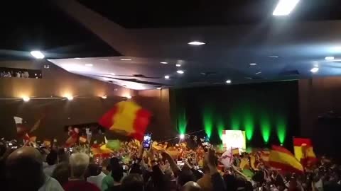 Una marea 'verde' inunda Albacete por la 'España Viva' frente a la 'dictadura progre'