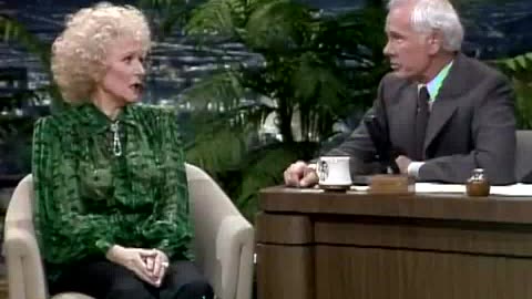 new Betty White Recounts Johnny's Jokes About Her Carson Tonight Show 2023