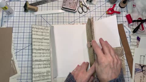 Episode 277 - Junk Journal with Daffodils Galleria - Music Folio Pt. 6