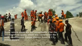 Indonesian Rescue Workers Race To Find Trapped Victims After Deadly Earthquake