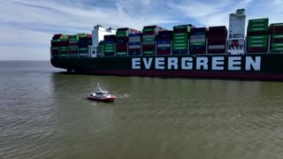 Cargo ship runs aground off U.S. coast