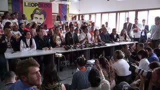 Guaidó considera "una burla" que gobierno de Maduro lleve ayuda a Cúcuta