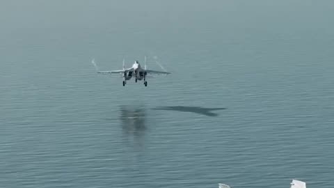 Like A Boss Aircrafts Carrier Landing