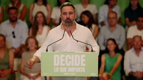 VOX inicia la precampaña del 23J en IFEMA Madrid (2 Abascal)