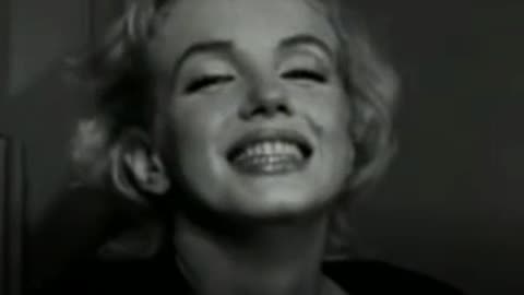 Marilyn Monroe What An Icon - TheUnscrambledChannel