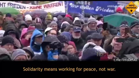 Bundestag deputy Sarah Wagenknecht at an anti-war rally in Berlin: